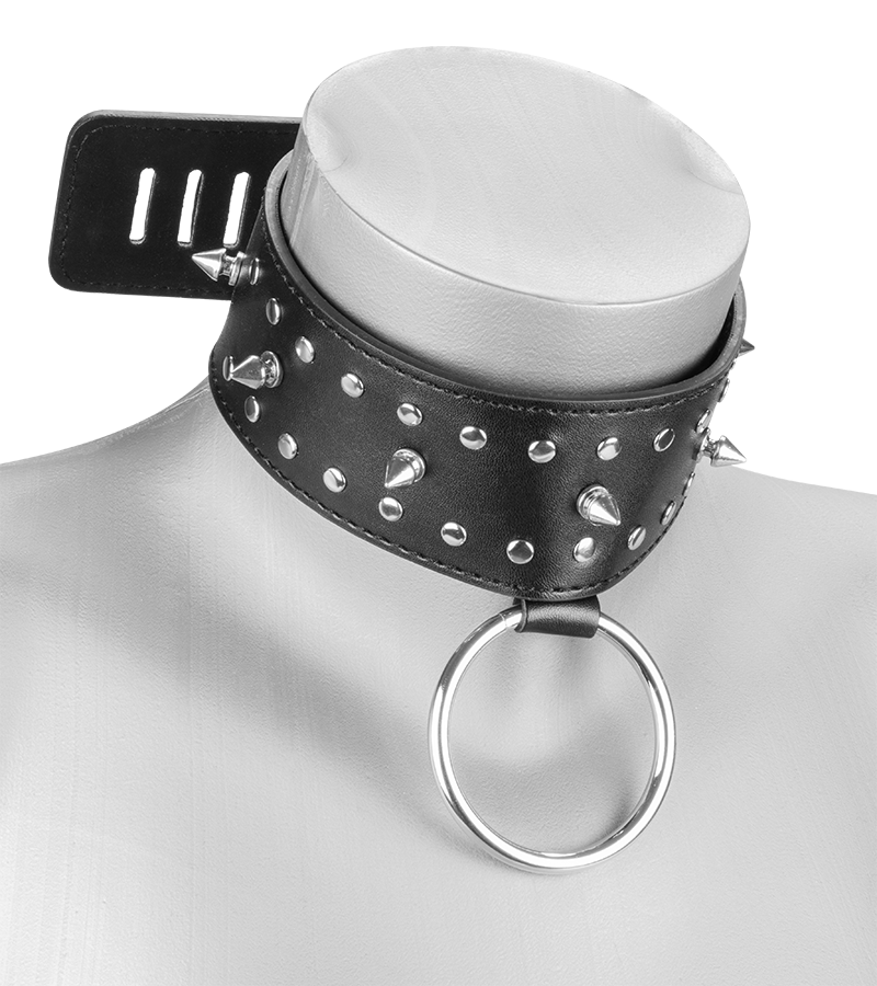 Collier SM à pointes et cadenas