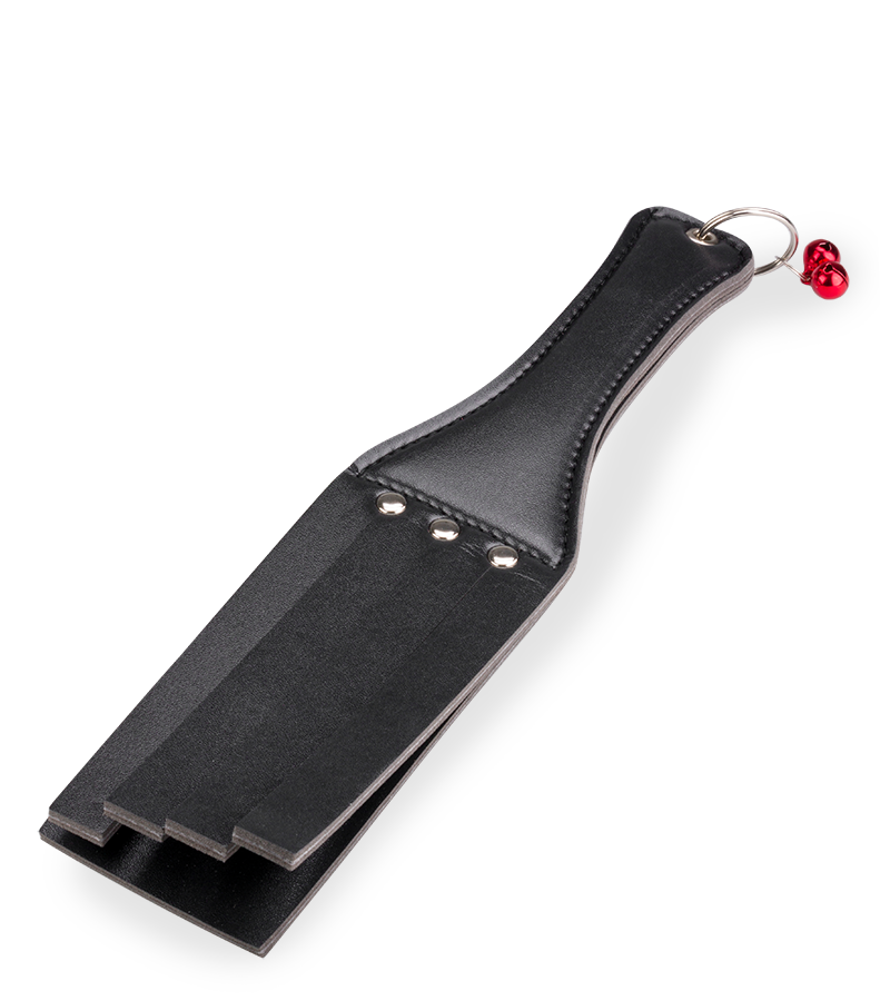 Paddle BDSM fendus avec grelots